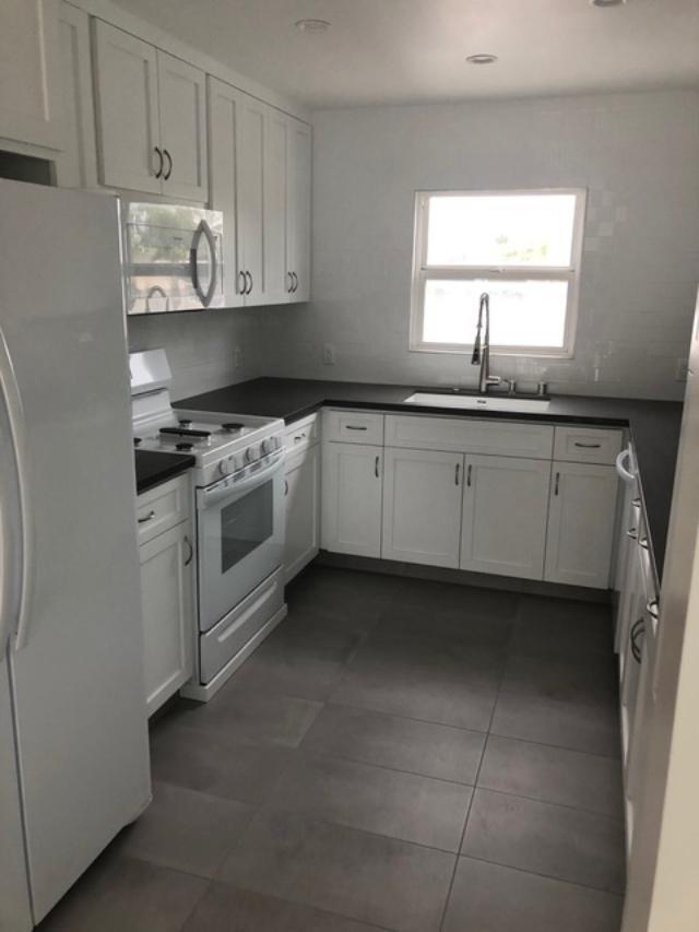 All new kitchen - 1029 Aviation Blvd