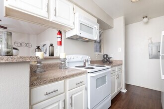 Building Photo - Circle at Point Park