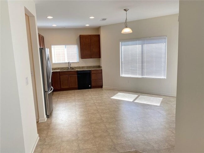 Foto del edificio - 1490 Avalon Creek Rd