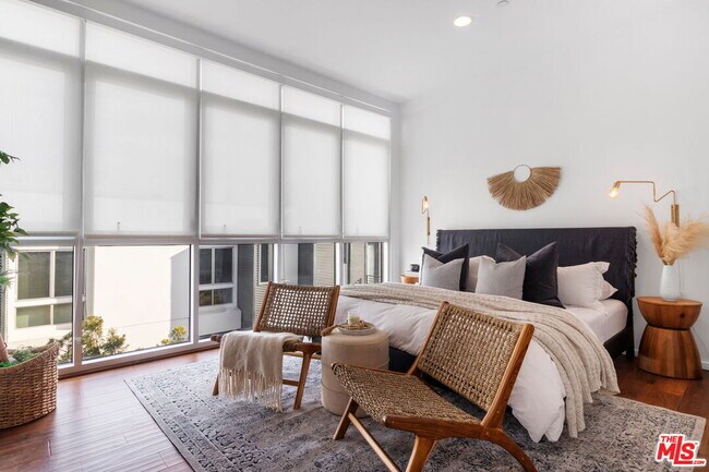 Foto del edificio - 4151 Redwood Ave