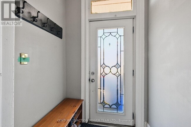 Building Photo - 10 Lower Charlotte St