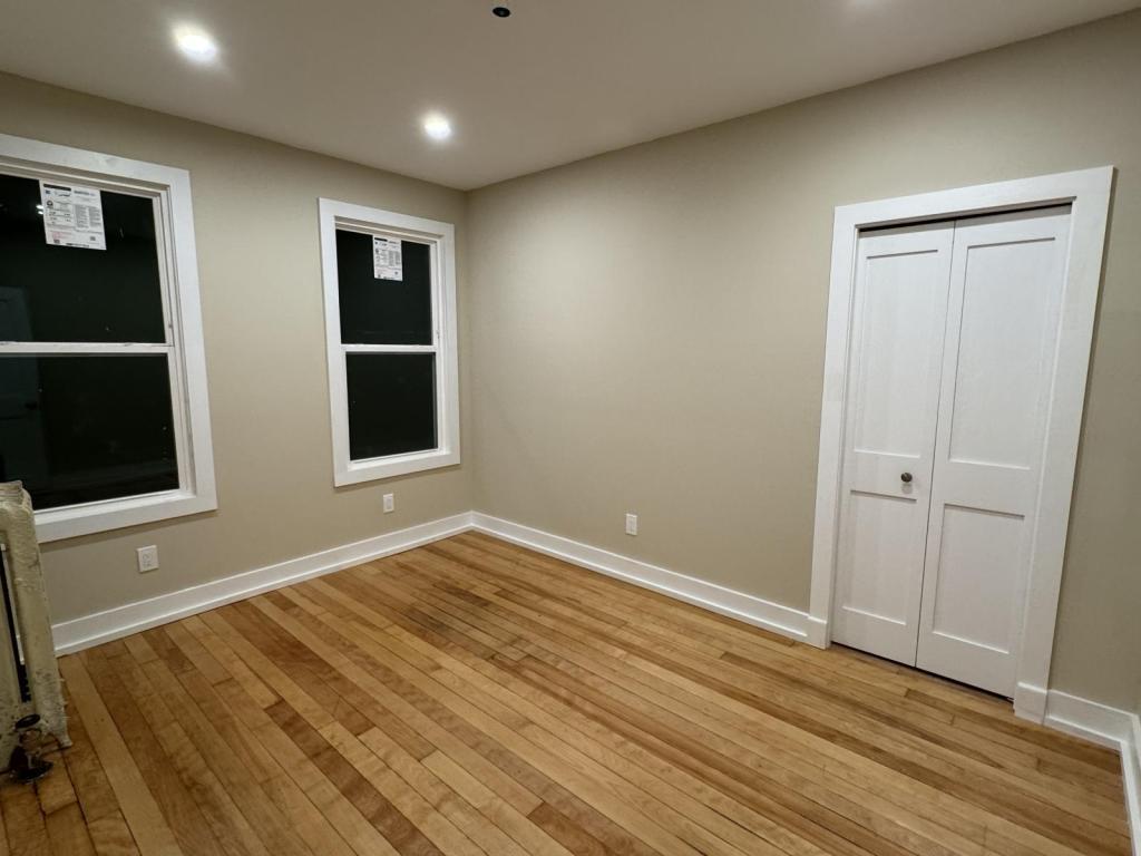 Foto principal - 16 Elm St