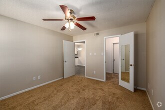 Deluxe Topaz 1BD 1BA - Bedroom - ReNew Chesterfield