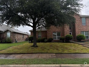 Building Photo - 1236 Blue Brook Dr