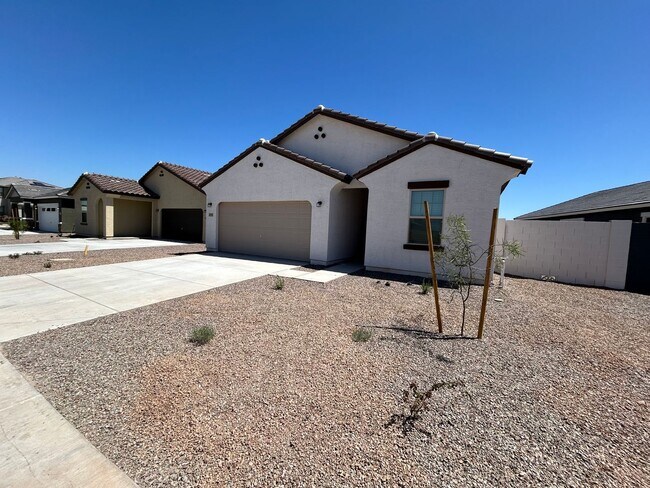 Building Photo - 4 BR, 3 bath, Beautiful Maricopa home in p...