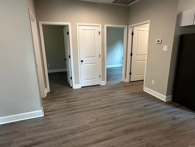 Foto del edificio - 1523 Cedar St