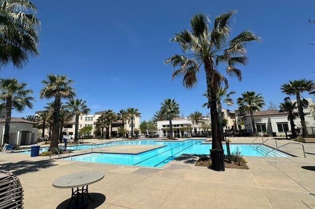 Foto del edificio - 5402 Sand Arch Ln