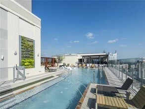 Building Photo - 312 Bowie St Building Photo - 312 Bowie St