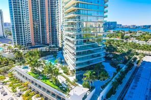Foto del edificio - 2 br, 2 bath Condo - 18975 Collins