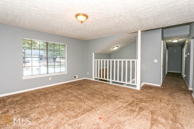 Building Photo - 8127 Creekstone Ct