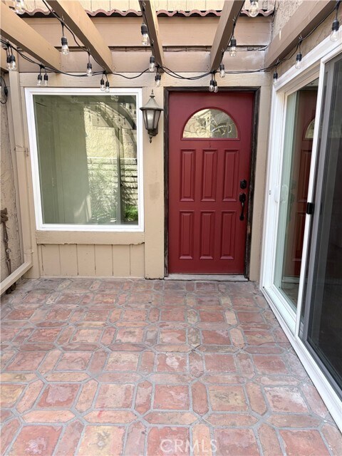 Foto del edificio - 1421 Vista Grande