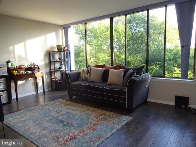 Foto del edificio - 2224 S Quincy St