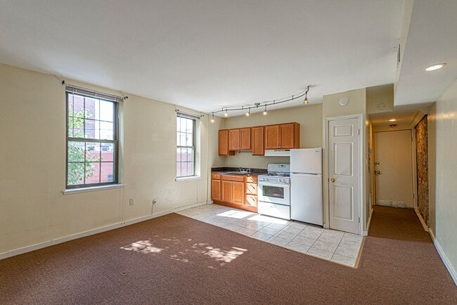 Photo - 527 S 21st St Apartment