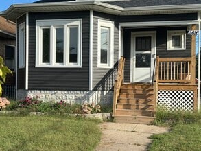 Building Photo - 2616 Cochran St