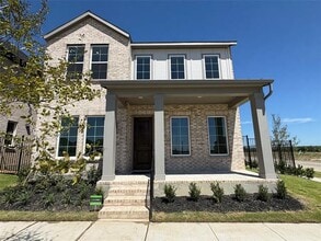 Building Photo - 15604 Amber St