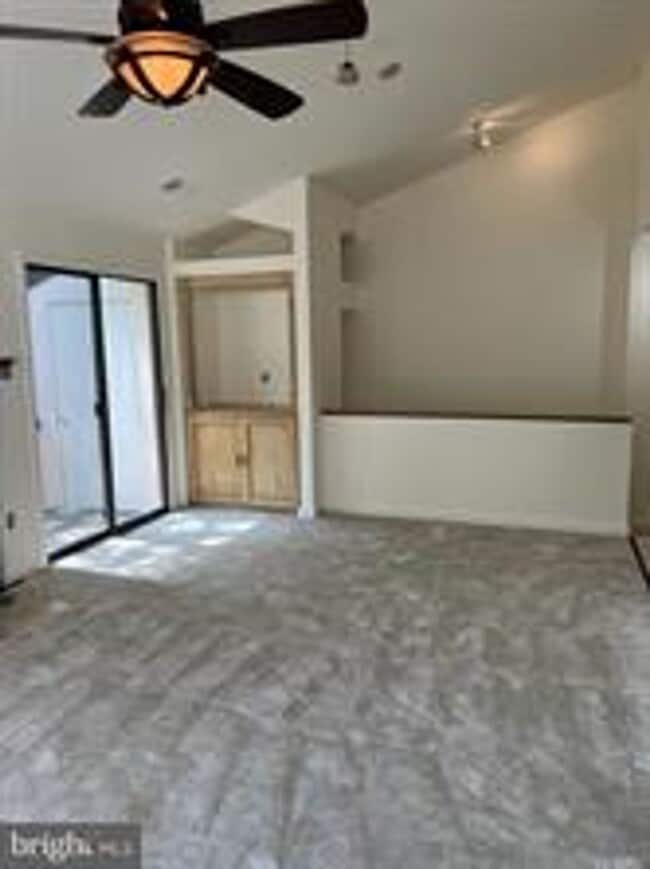 Foto del edificio - Cozy 1 Bedroom with a Loft
