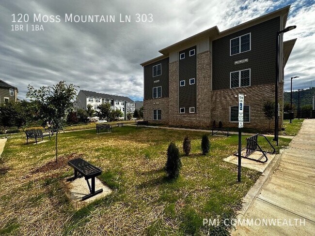 Foto del edificio - 120 Moss Mountain Ln