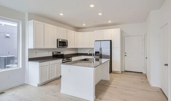 Foto del edificio - 5552 Second Ave