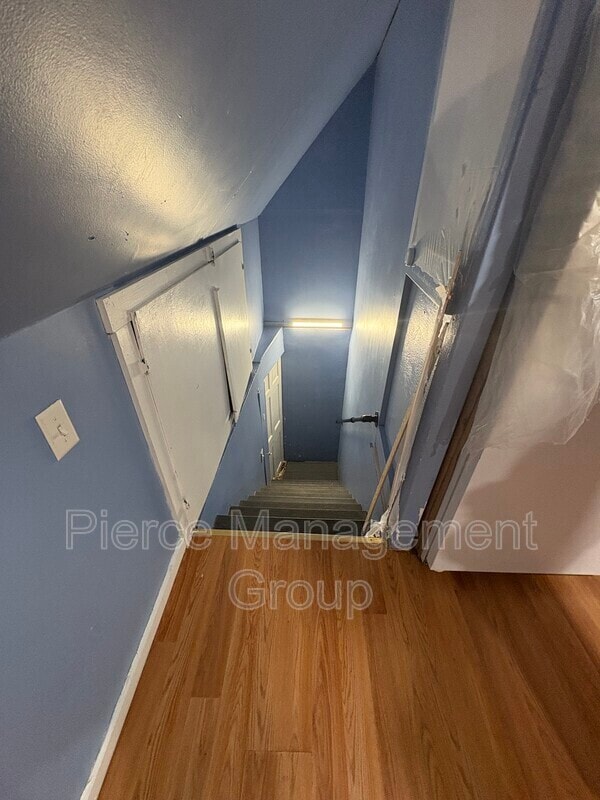 Building Photo - 140 Rumford St