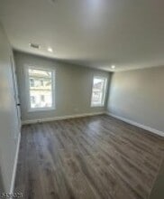Building Photo - 393 E 27th St