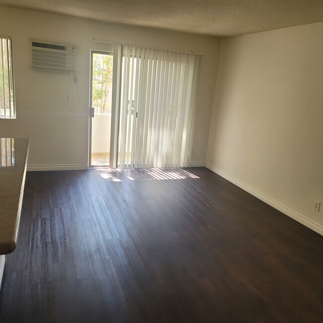 Foto del edificio - 519 Glenrock Ave