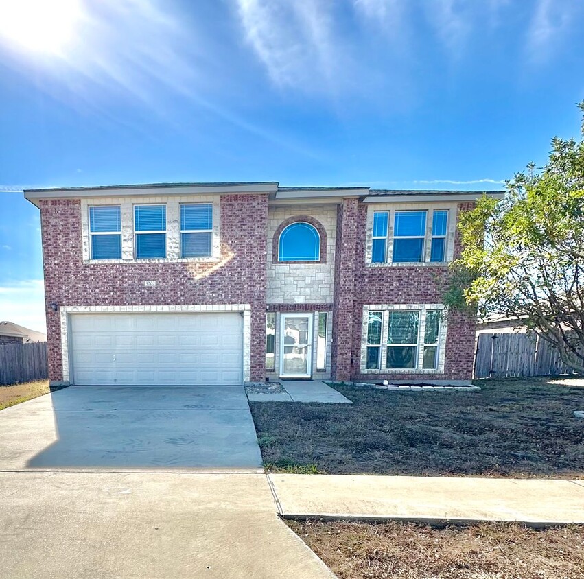 Foto principal - 4Bd/2.5Ba in Killeen, TX!