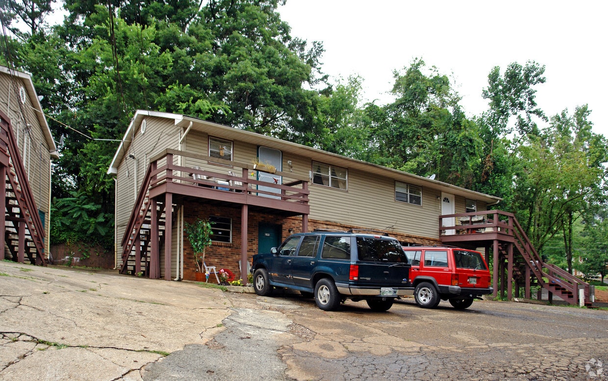 1819 1837 Elkmont Cir Maryville Tn 37801 Apartments Maryville Tn Apartments Com