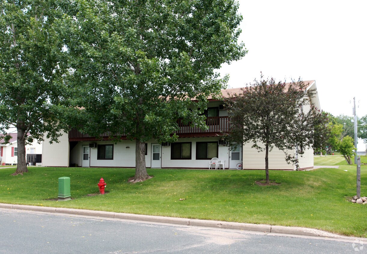 Building Photo - 590 Klein Dr