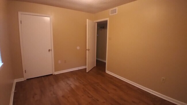 Foto del edificio - 19 Hartwell Pl