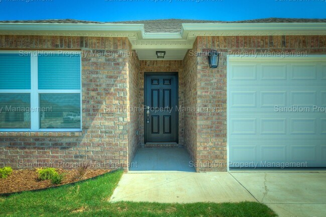 Building Photo - For Lease | Tulsa Address - BA Schools | 4...