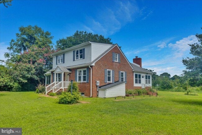 Building Photo - 5024 Water View Rd