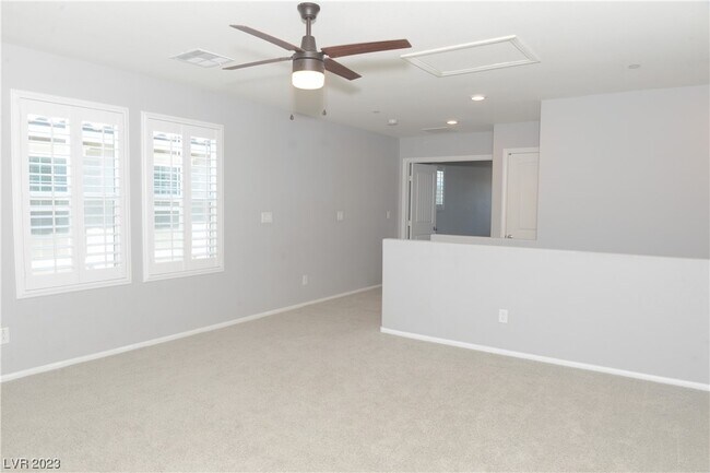 Foto del edificio - 2920 Tranquil Brook Ave