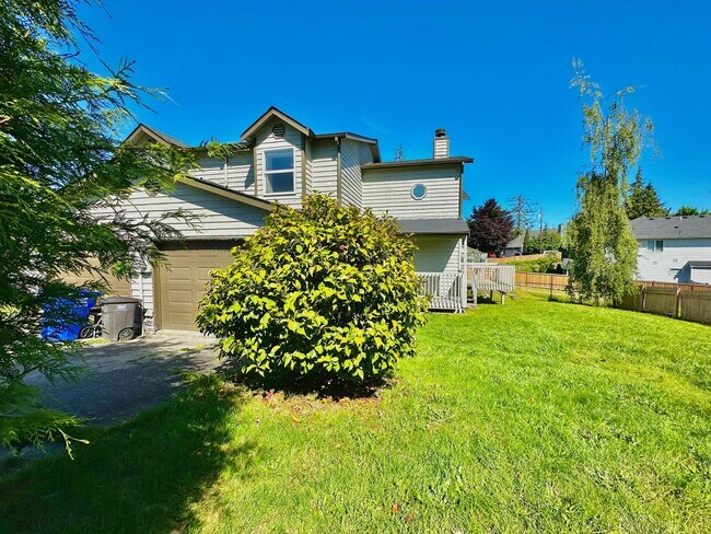 Foto del edificio - 727 60th St SE