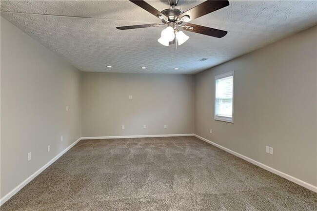 Foto del edificio - 2957 Forest Chase Terrace NE