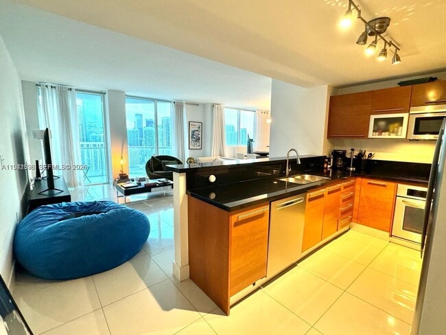 Foto del edificio - 253 NE 2nd St