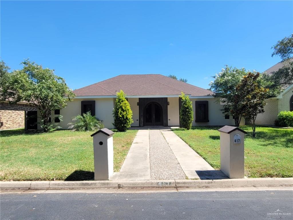 Foto principal - 417 E Bluebird Ave