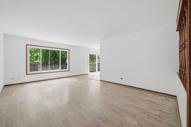 Building Photo - 152 Dunbar Ln