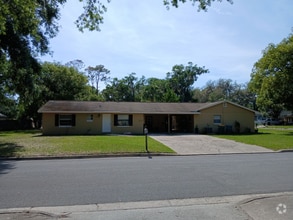 Building Photo - 1028 E 10th Ave