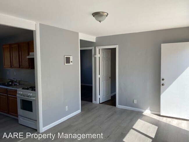 Building Photo - 2 br, 1 bath House - 2605 Fenton Place