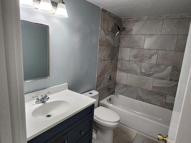 Photo - 2590 Robin Rd Apartment