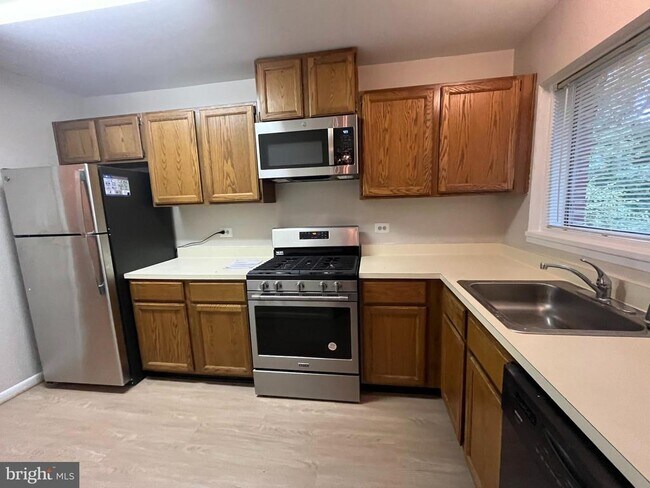Foto del edificio - 10687 Weymouth St
