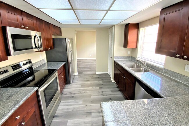Foto del edificio - 22743 SW 55th Ave