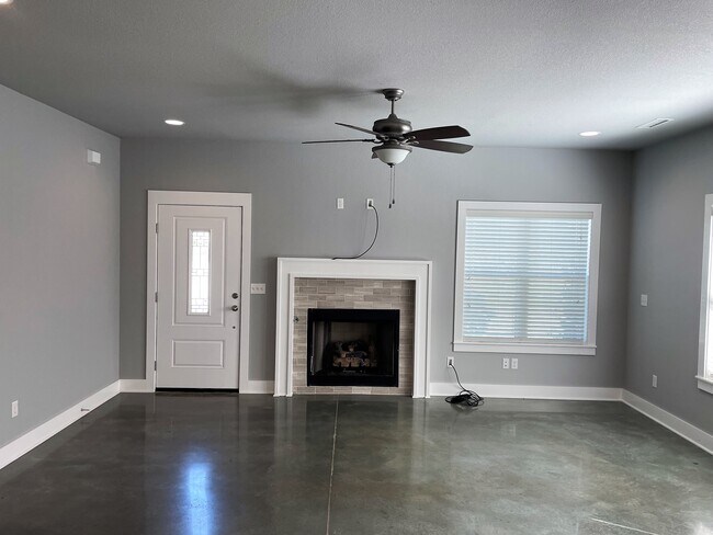 Living Room - 3425 W Pinot Ln