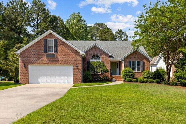 Building Photo - 202 Fairview Ln