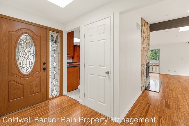 Building Photo - 3 br, 2 bath House - 2805 129th Avenue SE