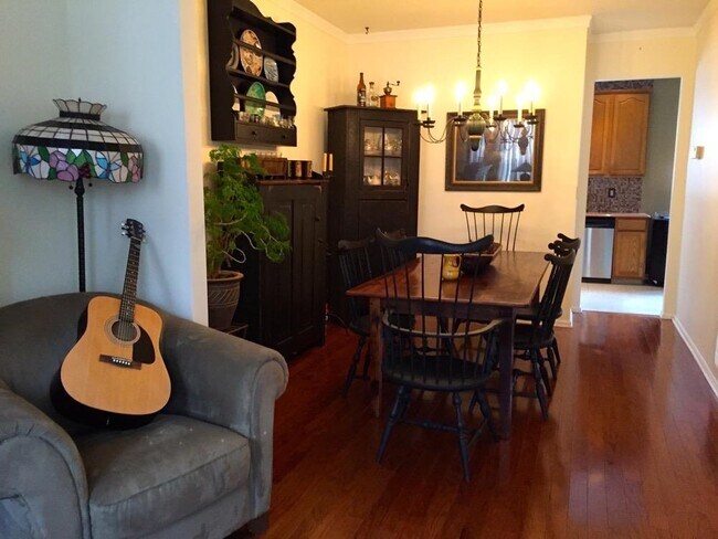 Foto del edificio - 53 Birch St