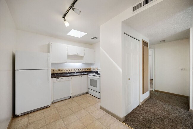 Foto del edificio - Delightful 1bed/1bath Condo located in the...