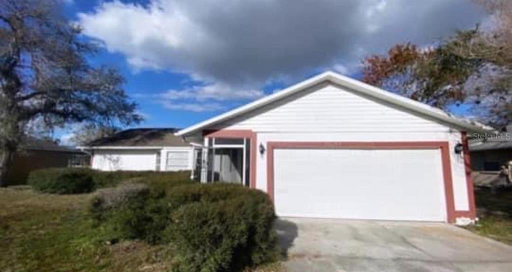 Foto principal - 12087 Elgin Blvd