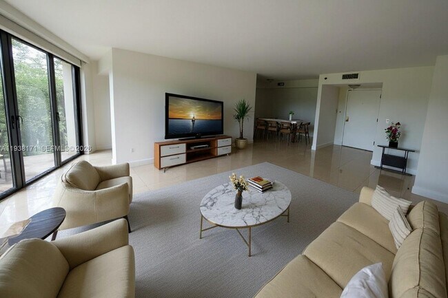 Foto del edificio - 2000 Towerside Terrace