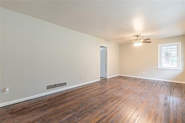 Foto del edificio - 149 Meadow Park Ln SW